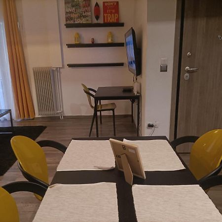 Appartamento Kallimarmaro Cozy Atene Esterno foto