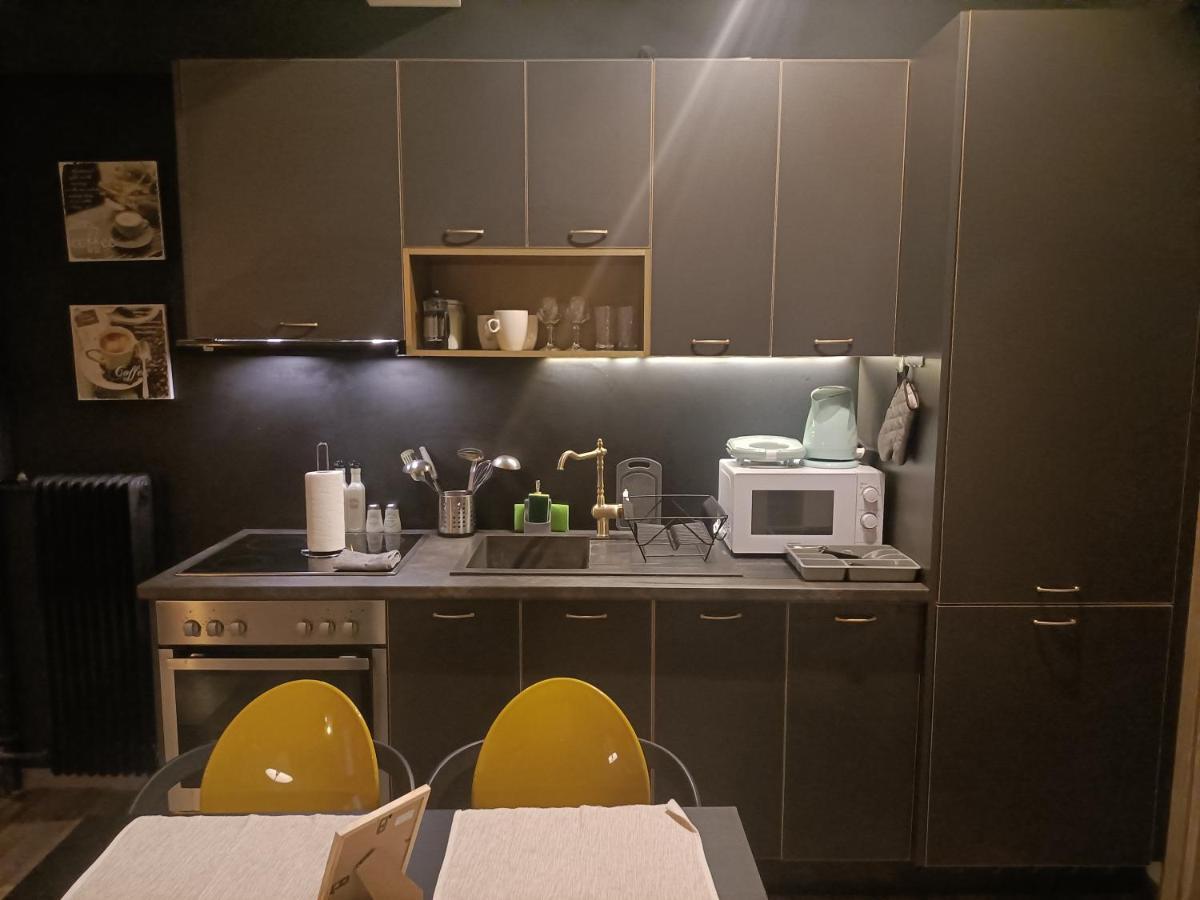 Appartamento Kallimarmaro Cozy Atene Esterno foto