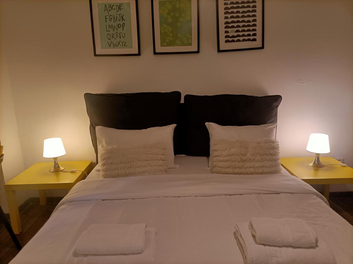 Appartamento Kallimarmaro Cozy Atene Esterno foto