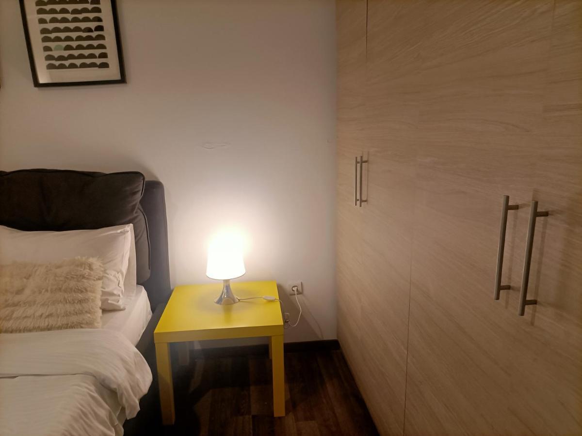 Appartamento Kallimarmaro Cozy Atene Esterno foto
