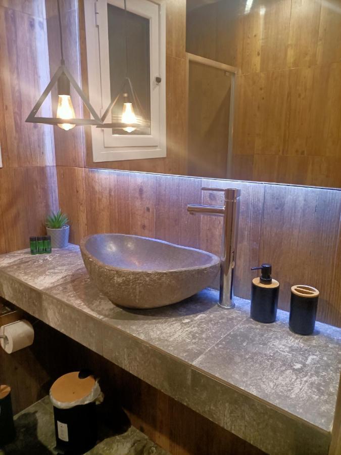 Appartamento Kallimarmaro Cozy Atene Esterno foto